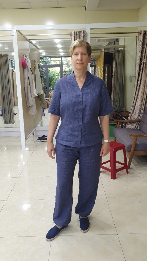 Bonnie in blau