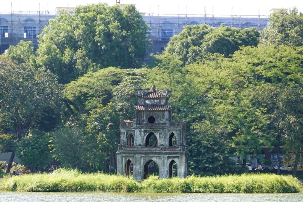Schildkrötenpagode im Hoan-Kiem-See
