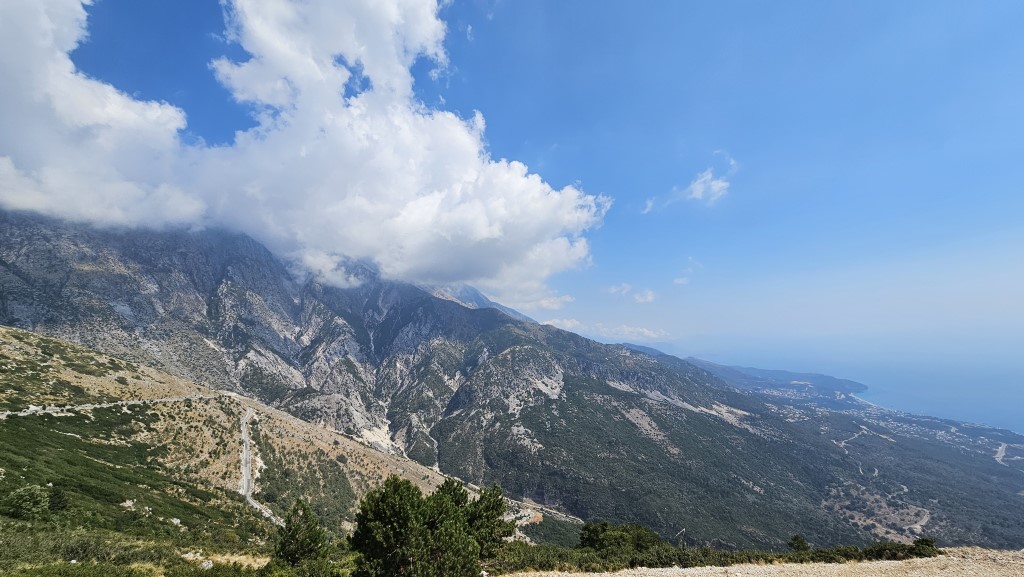 Landschaft mit Küste